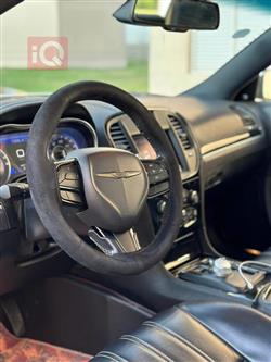 کرایسلەر 300